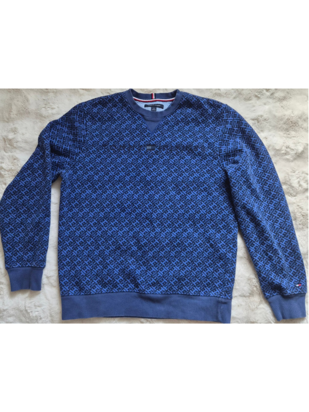 Vintage Men's Tommy Hilfiger Monogram Sweatshirt Size L Blue Black